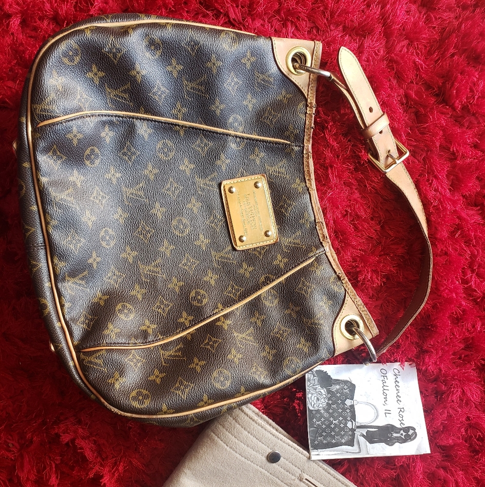 Authentic Louis Vuitton Galliera PM